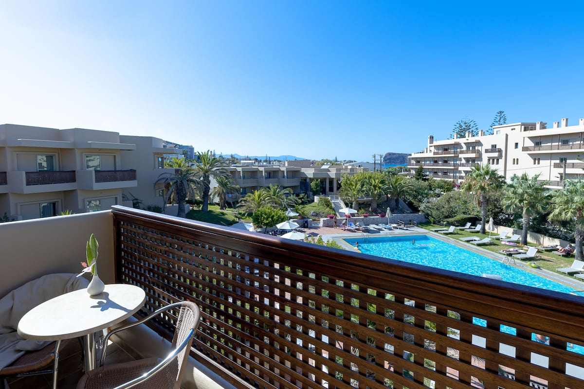 Chambre Standard, vue piscine