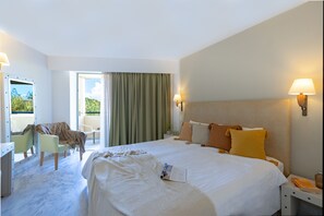 Standard Room, Pool View