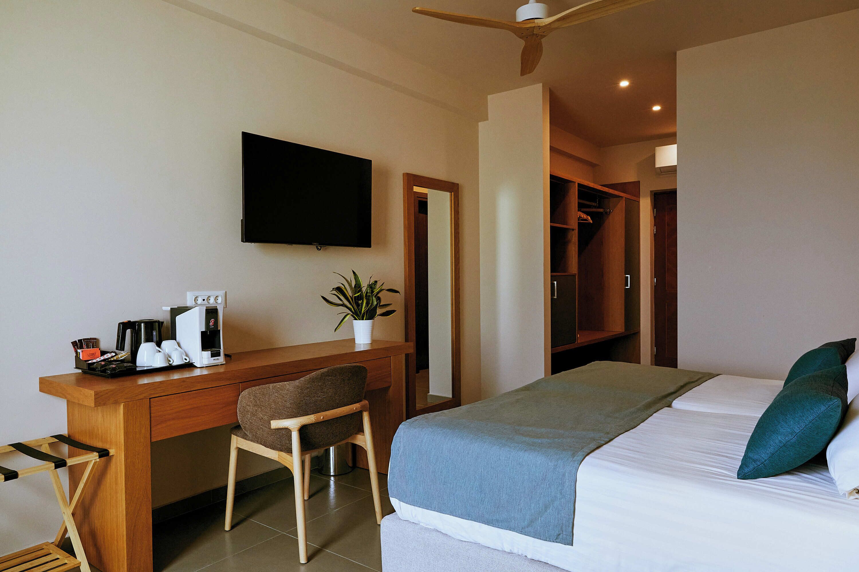 Chambre Supérieure Double ou avec lits jumeaux | Literie de qualité supérieure, minibar, coffres-forts dans les chambres