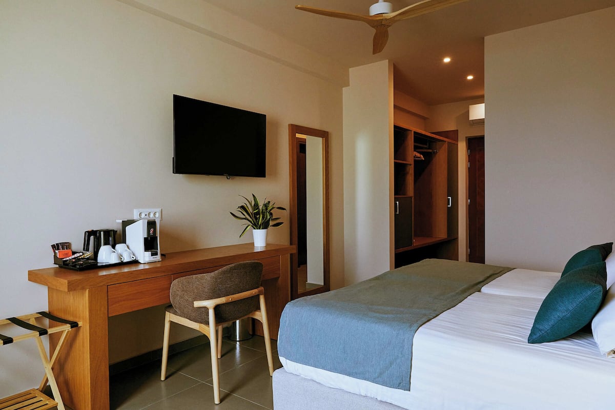 Chambre Supérieure Double ou avec lits jumeaux | Literie de qualité supérieure, minibar, coffres-forts dans les chambres