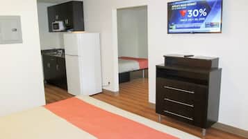 Minibar, Verdunkelungsvorhänge, kostenloses WLAN, Bettwäsche