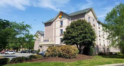 Intown Suites Extended Stay Select Hampton