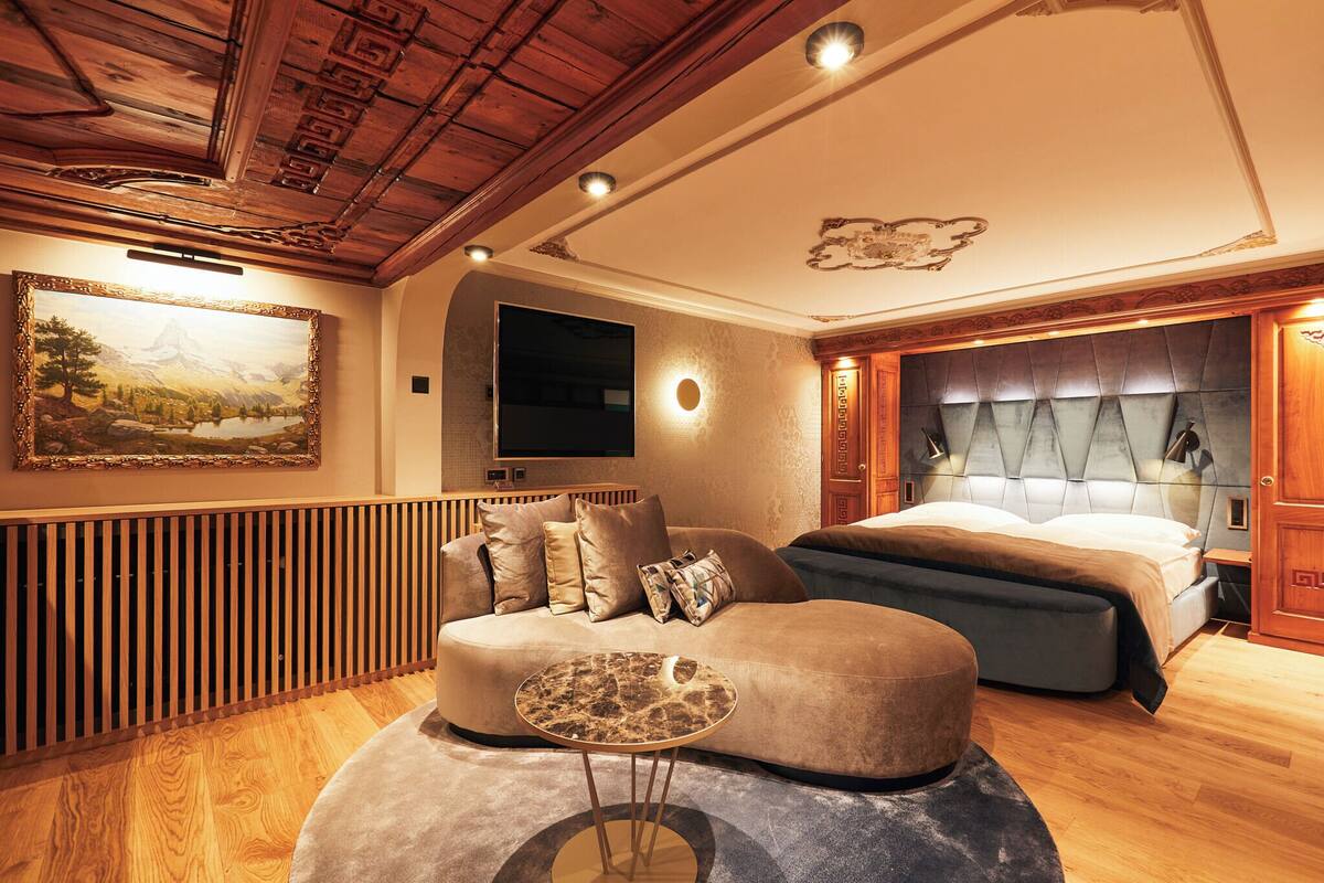 Deluxe Suite | 1 kamar tidur, seprai premium, brankas, dan meja kerja