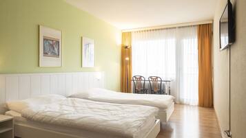 Desk, free WiFi, bed sheets