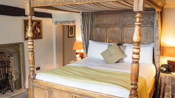 Dobbeltrom – superior | Sengetøy av topp kvalitet, safe på rommet og skrivebord