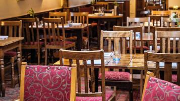 Breakfast (GBP 12.95 per person)