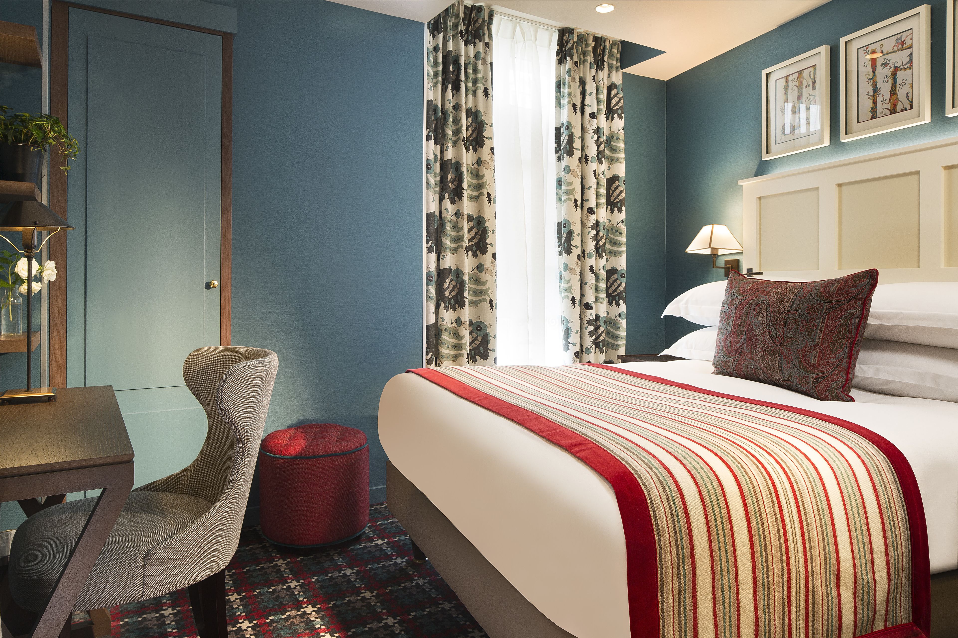 premium bedding, in-room safe, desk, soundproofing