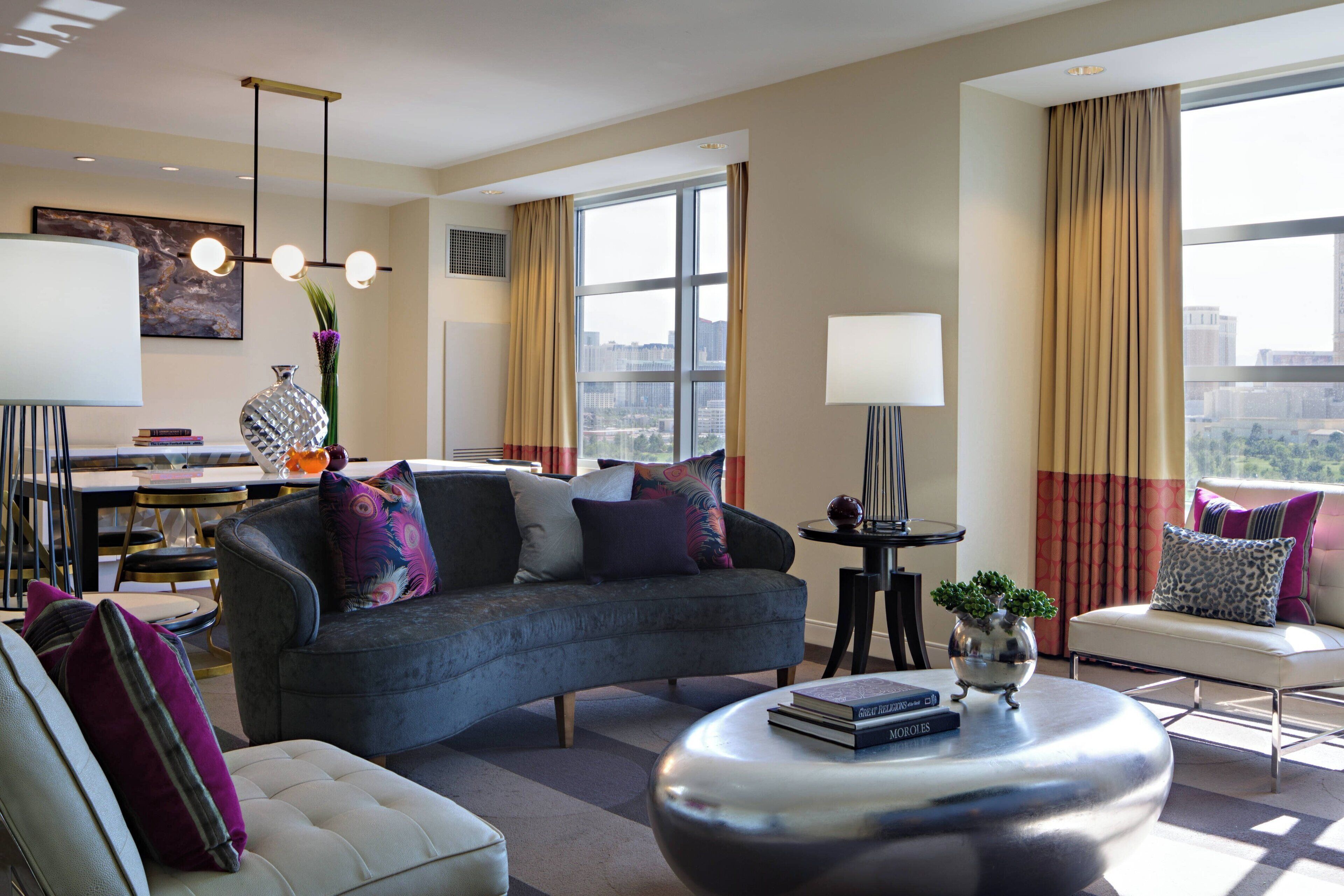 deluxe suite, 1 bedroom | living area | 42-inch flat-screen tv with cable channels, tv, netflix