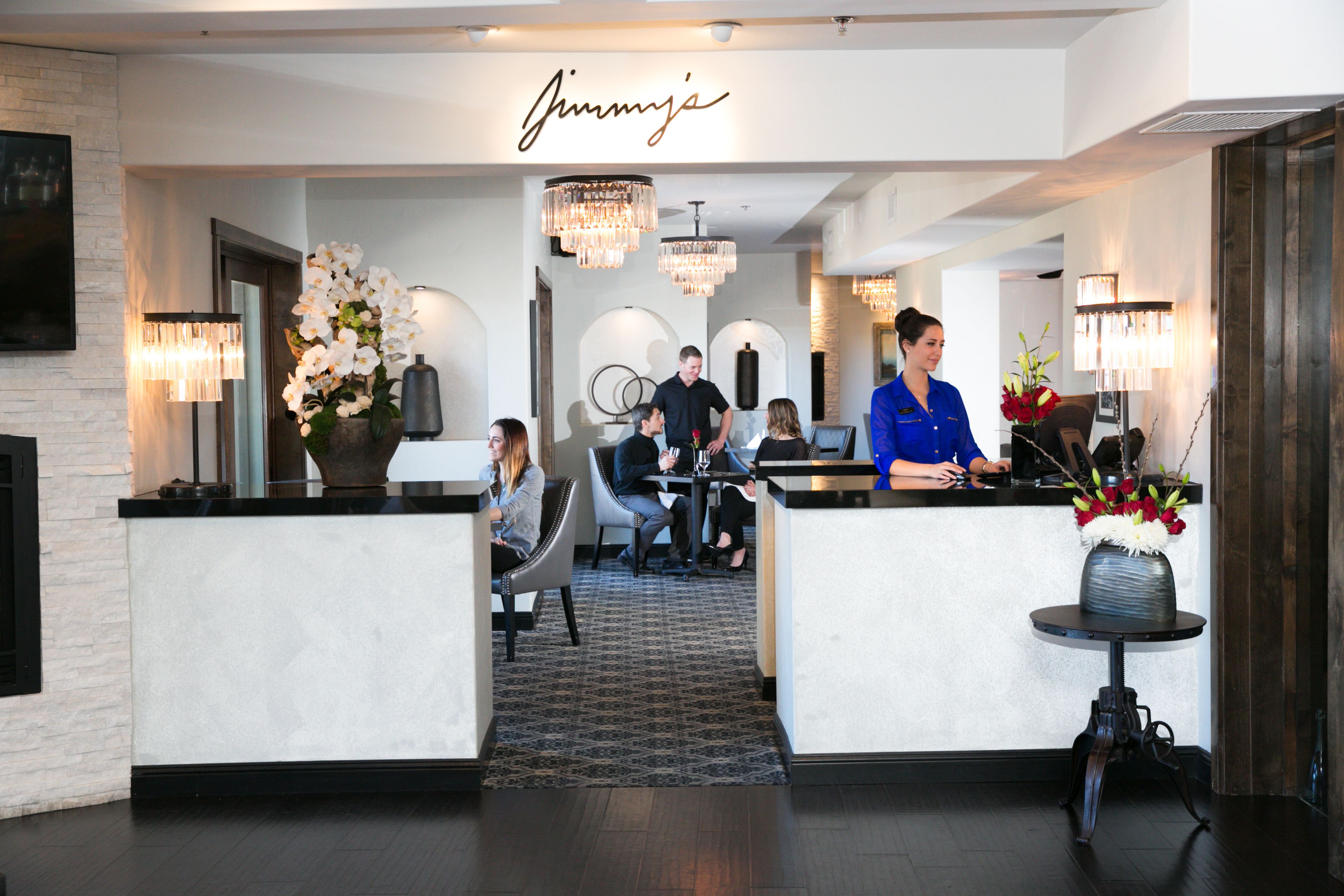 breakfast, lunch, dinner served; californian cuisine, beach views