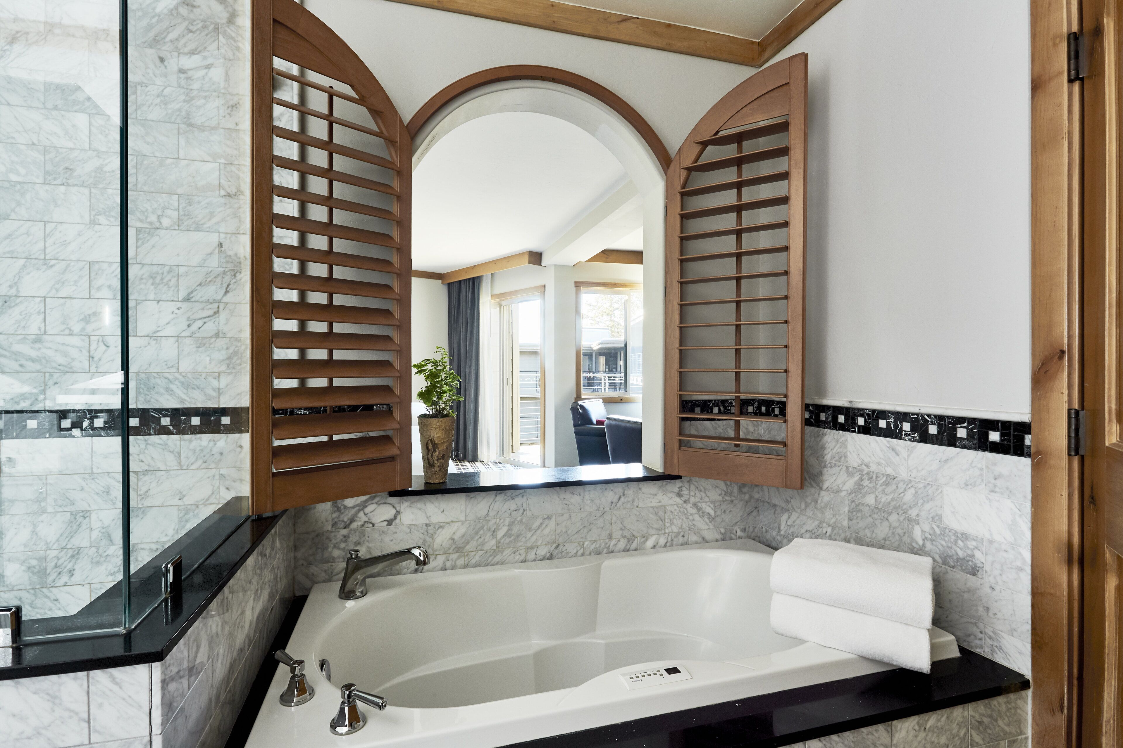 jetted bathtub