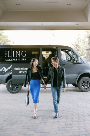 City shuttle - The Landing Resort & Spa (South Lake Tahoe)