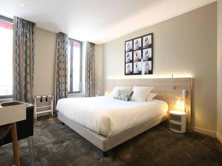 Superior Double Room | Premium bedding, in-room safe, desk, soundproofing