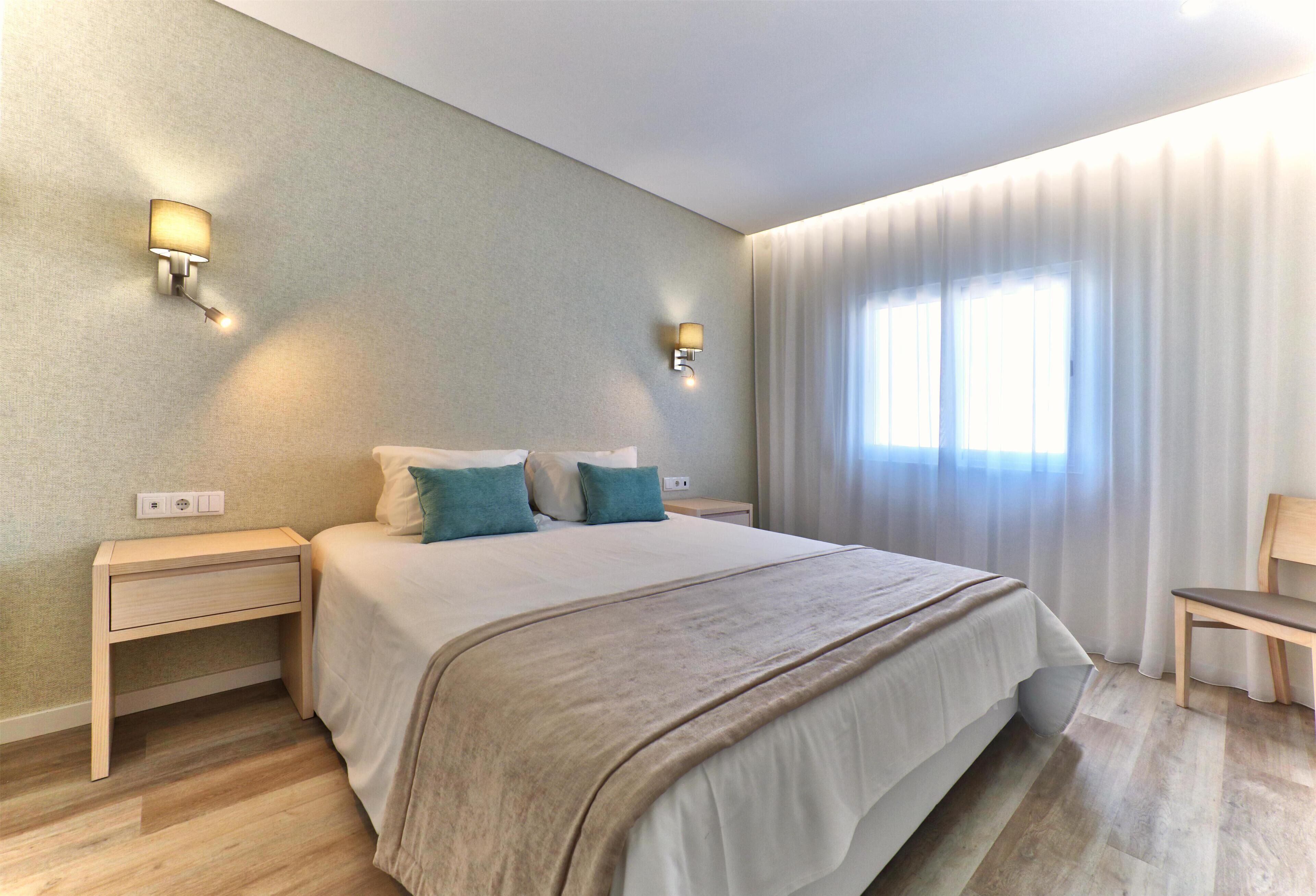 Bügeleisen/Bügelbrett, Bettwäsche