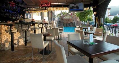 Hotel Devamlı