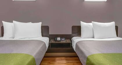 Studio 6 Atlanta, GA - Chamblee