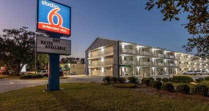 Studio 6 Extended Stay - Savannah, GA