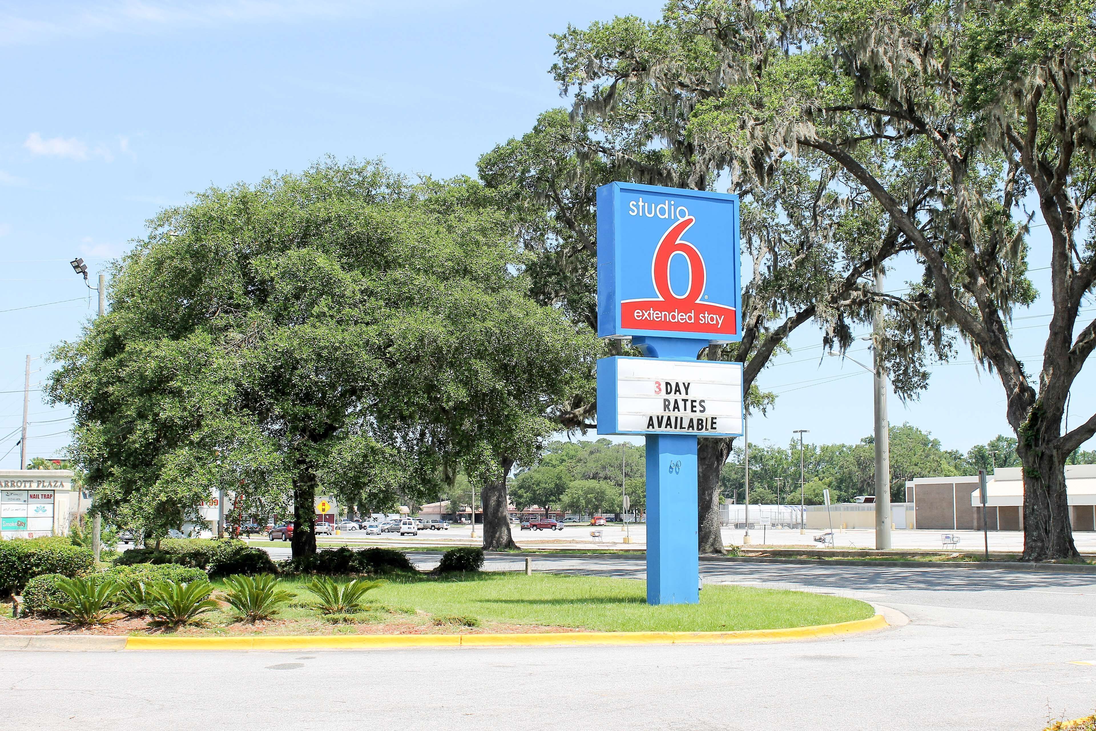 Photo - Studio 6-Savannah, GA