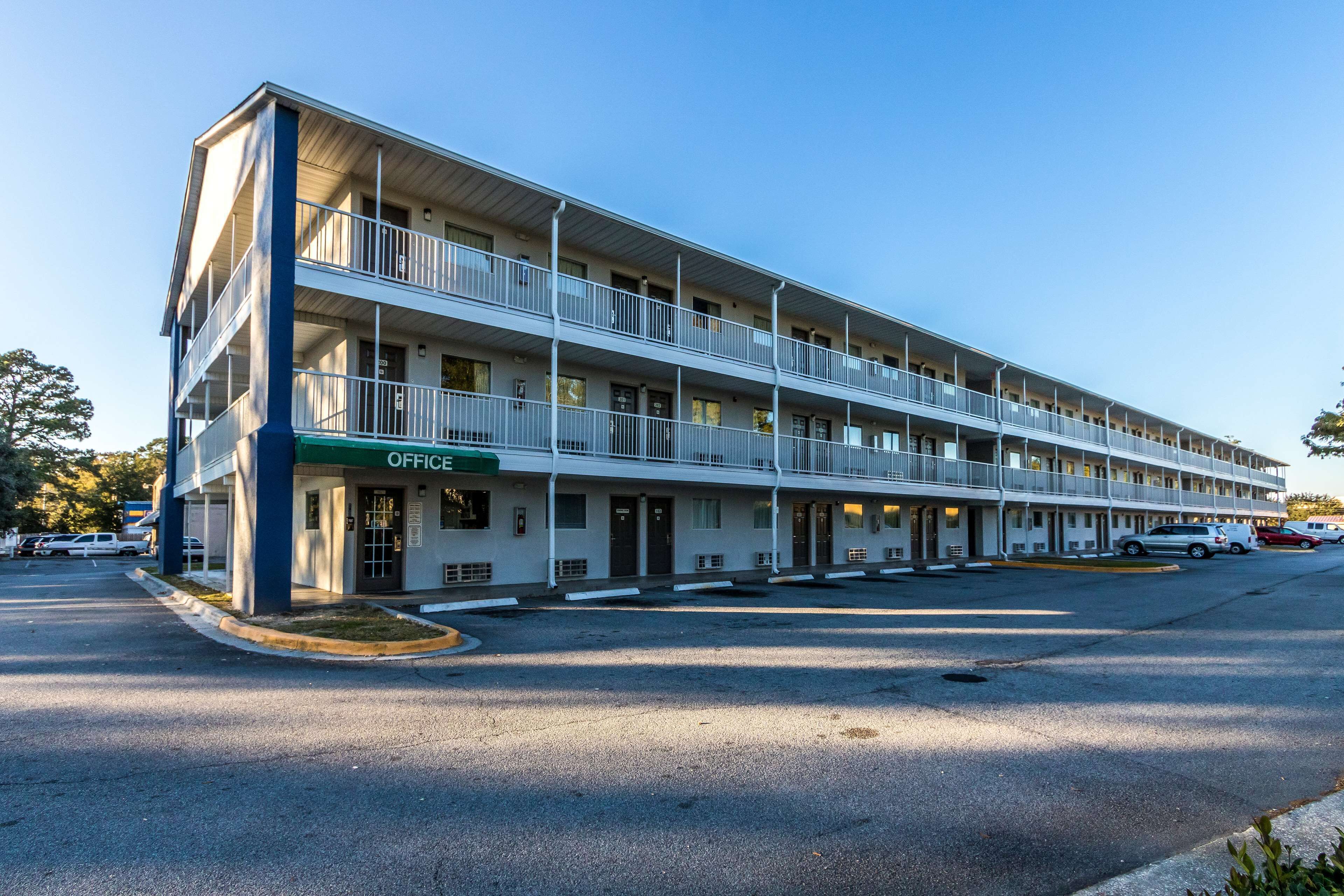 Foto - Studio 6 Extended Stay - Savannah, GA