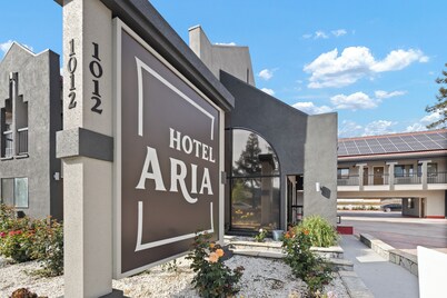 Hotel Aria