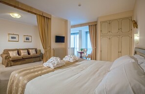 Deluxe-Doppel- oder -Zweibettzimmer