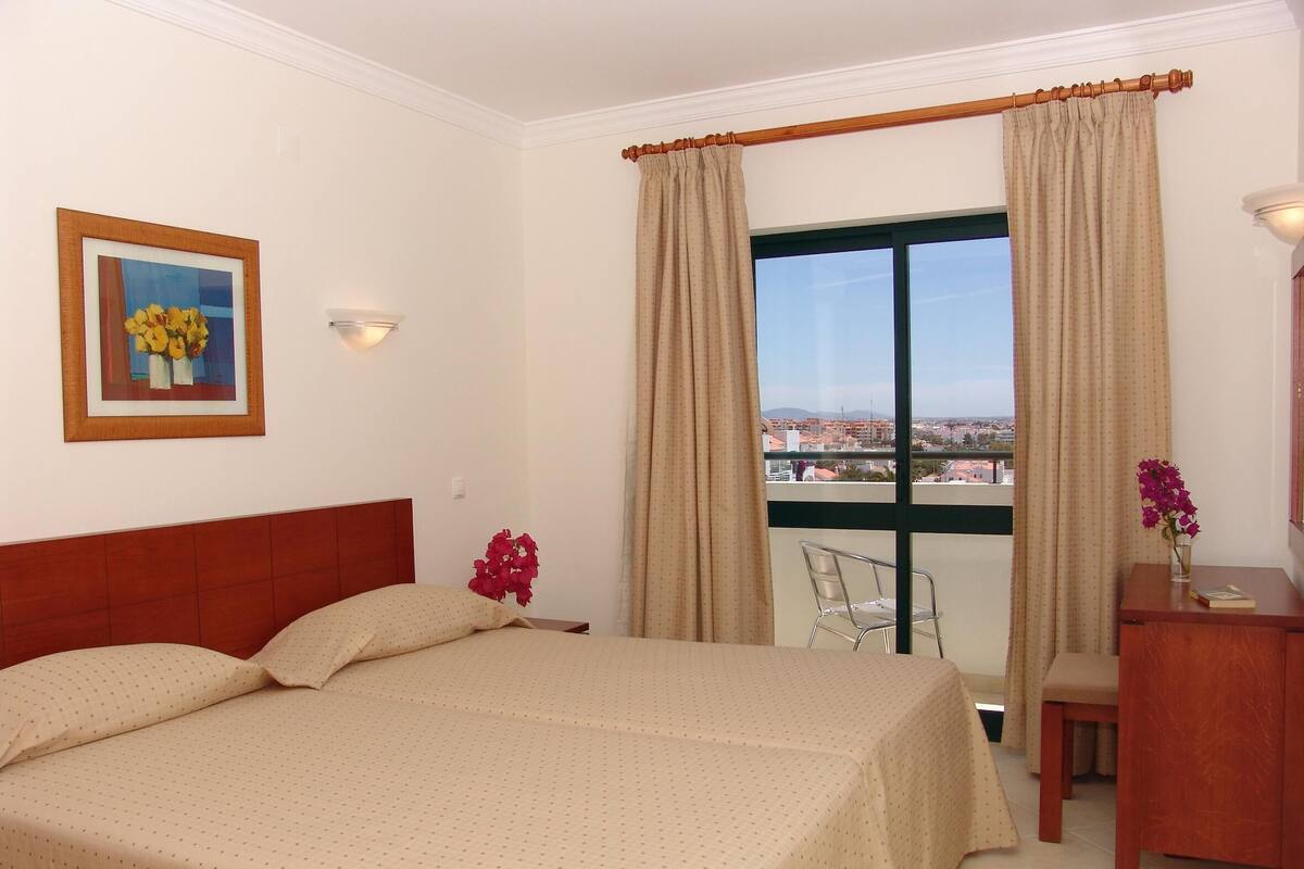 In-room safe, WiFi (free), individually decorated, bed sheets