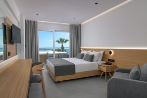 غرفة ديلوكس - بمنظر جزئي للبحر (Beachfront Wing) | مكتب وستائر تعتيم وتجهيزات عازلة للصوت وأسرّة أطفال/رضّع (مجانًا)