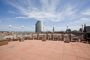 Teras rooftop