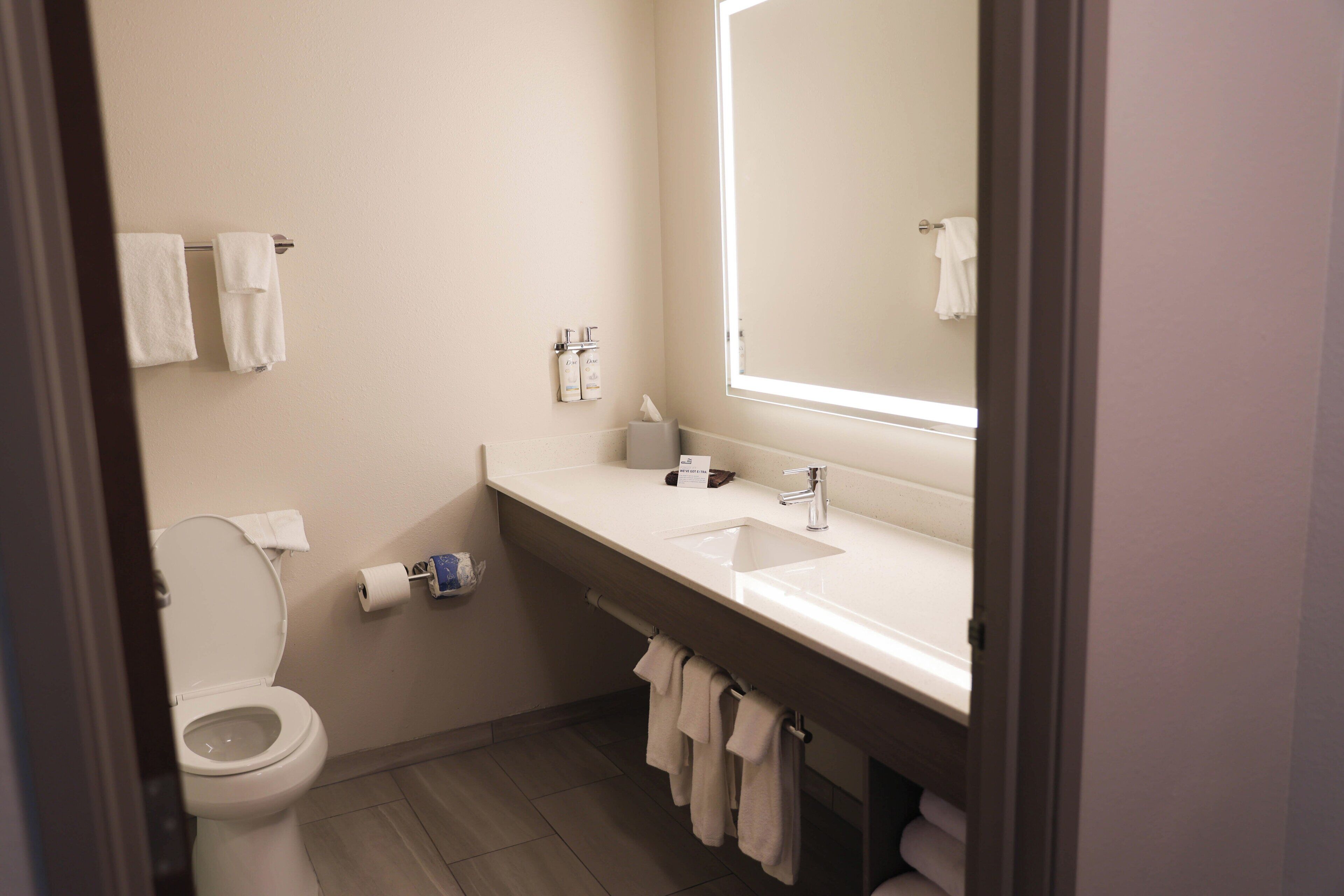 1 bedroom, desk, iron/ironing board, free cots/infant beds