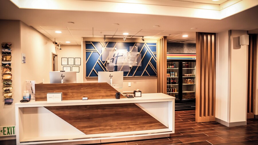 Holiday Inn Express Hotel & Suites Douglas by IHG