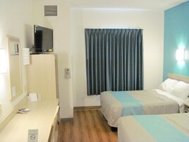 Wifi gratis, despertador, ropa de cama