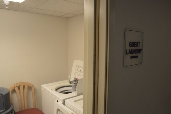 Laundry room - Motel 6 Anchorage, AK - Midtown (Anchorage)