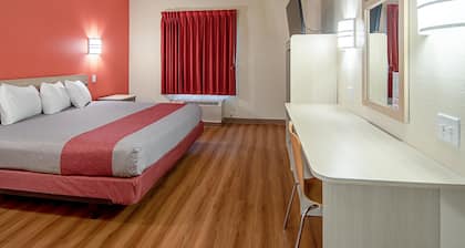 Motel 6 Anchorage, AK - Midtown