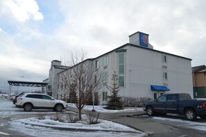 Exterior - Motel 6 Anchorage, AK - Midtown (Anchorage)