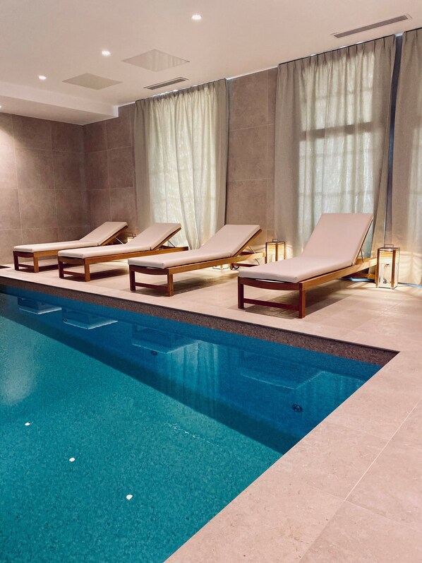 Behandlungsräume für Paare, Sauna, Whirlpool, Dampfbad