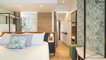 Classic Room, Multiple Beds, Balcony | Hypo-allergenic bedding, in-room safe, desk, blackout drapes