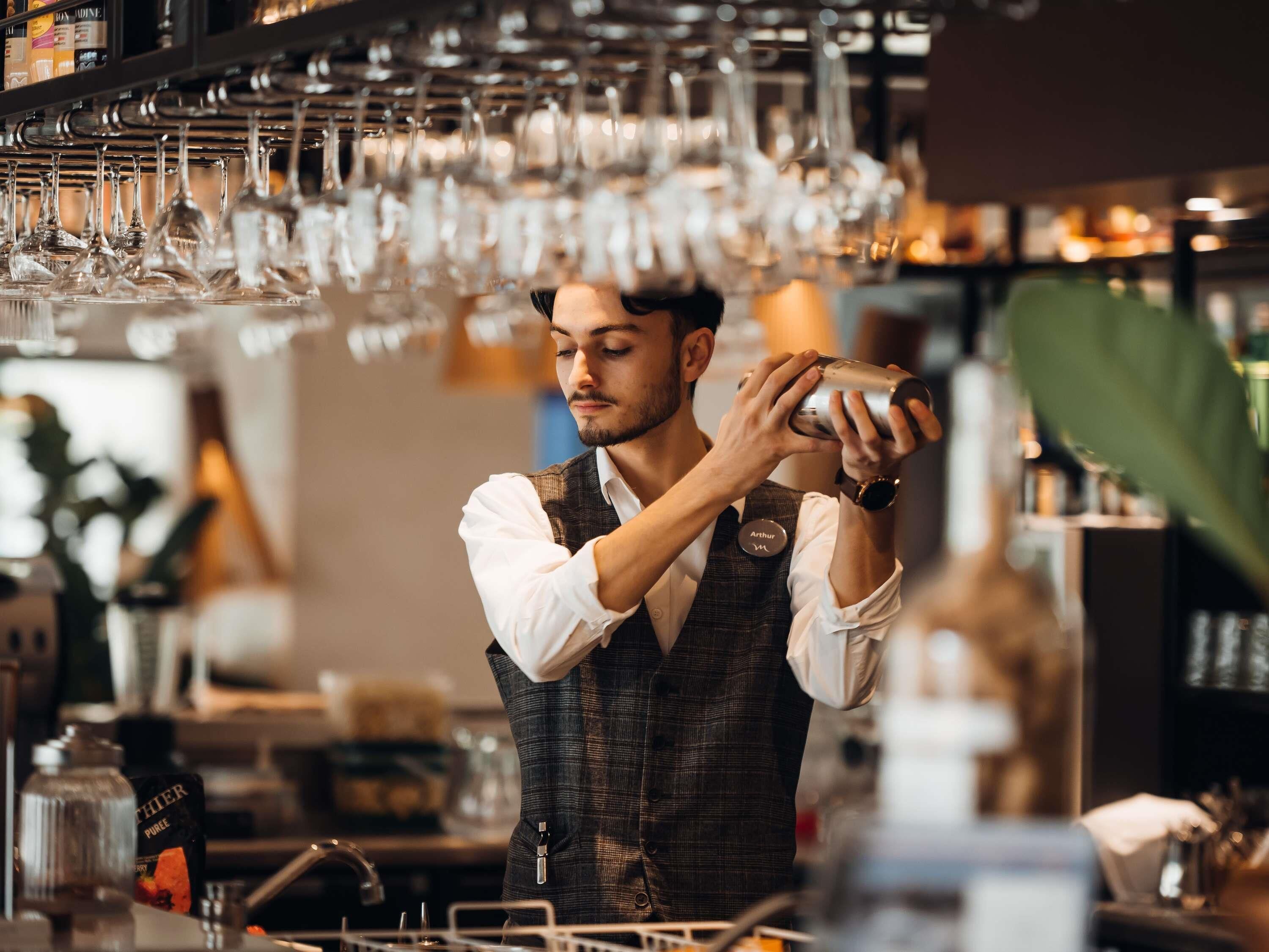 Bar (in der Unterkunft)