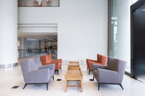 37-inch plasma TV with cable channels, TV - Holiday Inn Express Santiago Las Condes by IHG (Santiago)