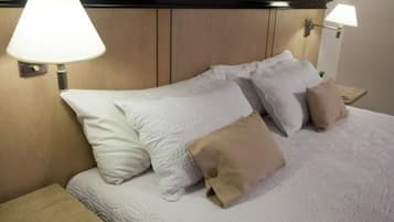 Literie de qualité supérieure, couette en duvet d'oie, minibar