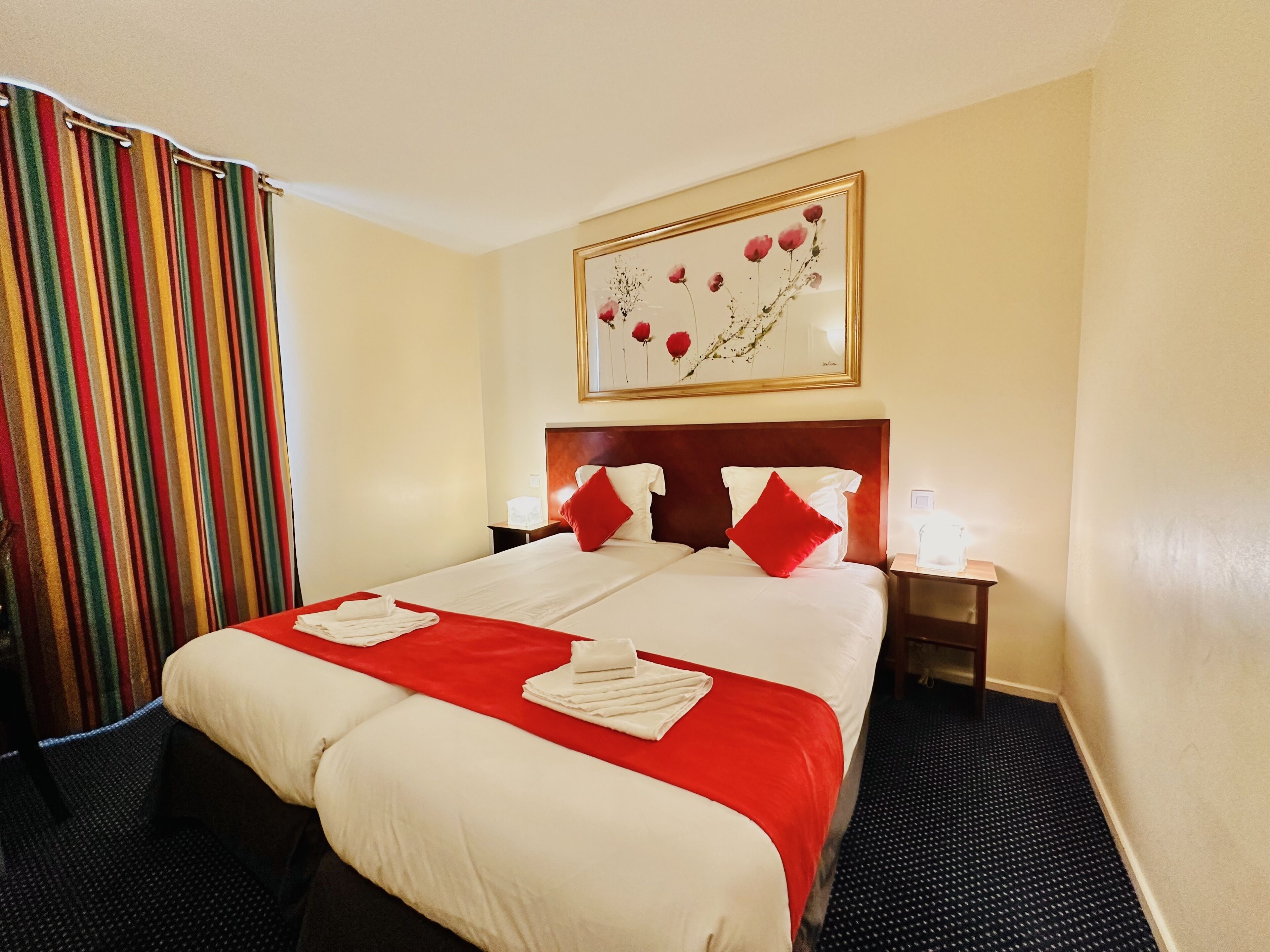 Photo - Hotel Bellevue Montmartre