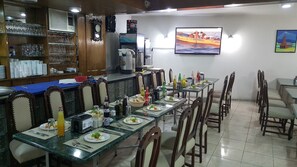 Café da manhã, almoço e jantar