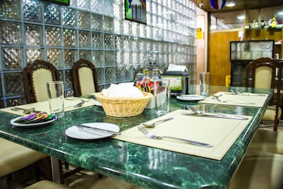 Hotel Windsor Suites