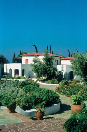 Exterior - Holidays in Evia Beach Resort (Eretria)