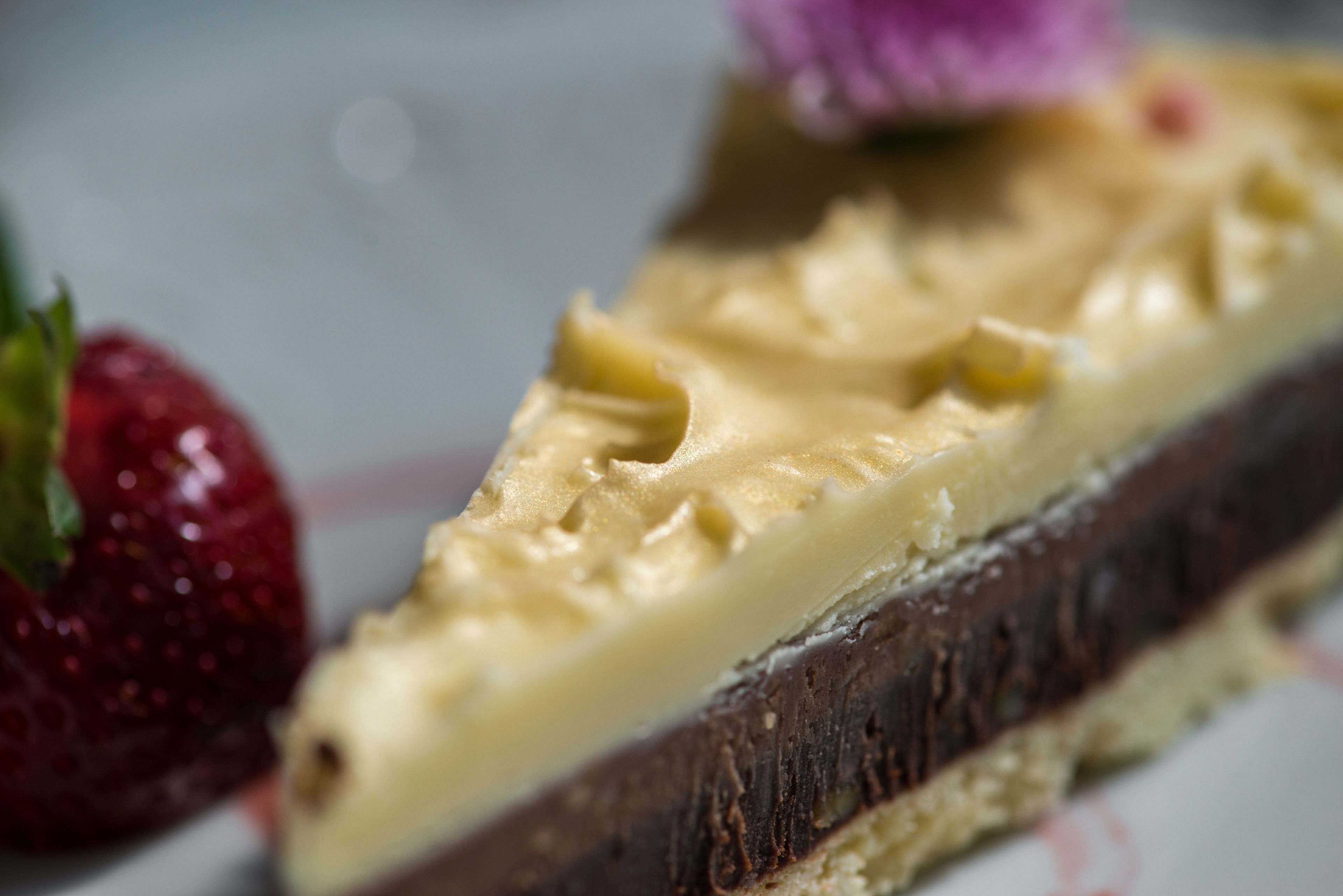 breakfast, lunch, dinner served; international cuisine