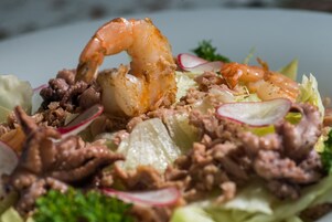 Se sirven desayunos, almuerzos, cenas y brunches