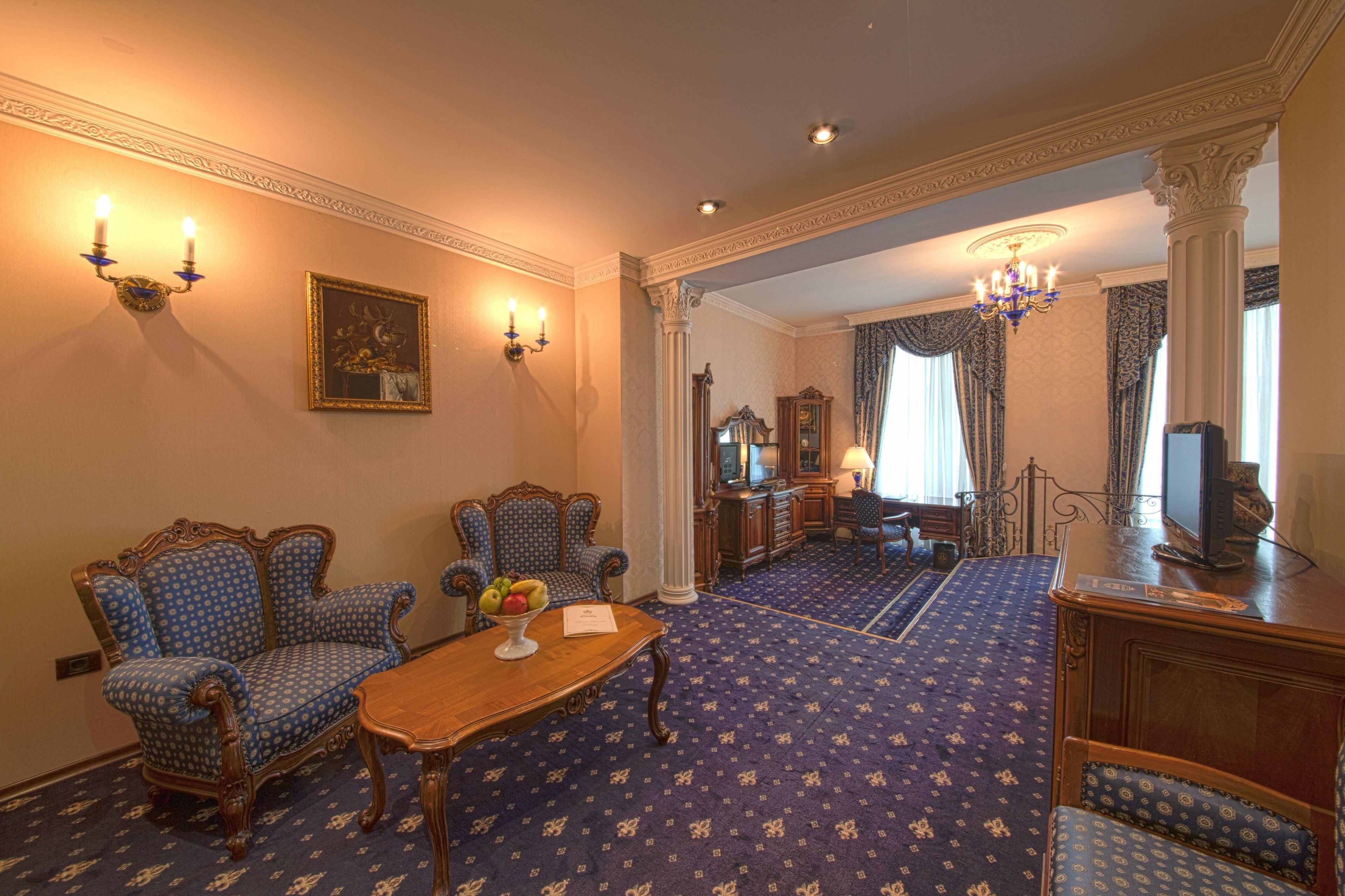 studio | living room | lcd tv