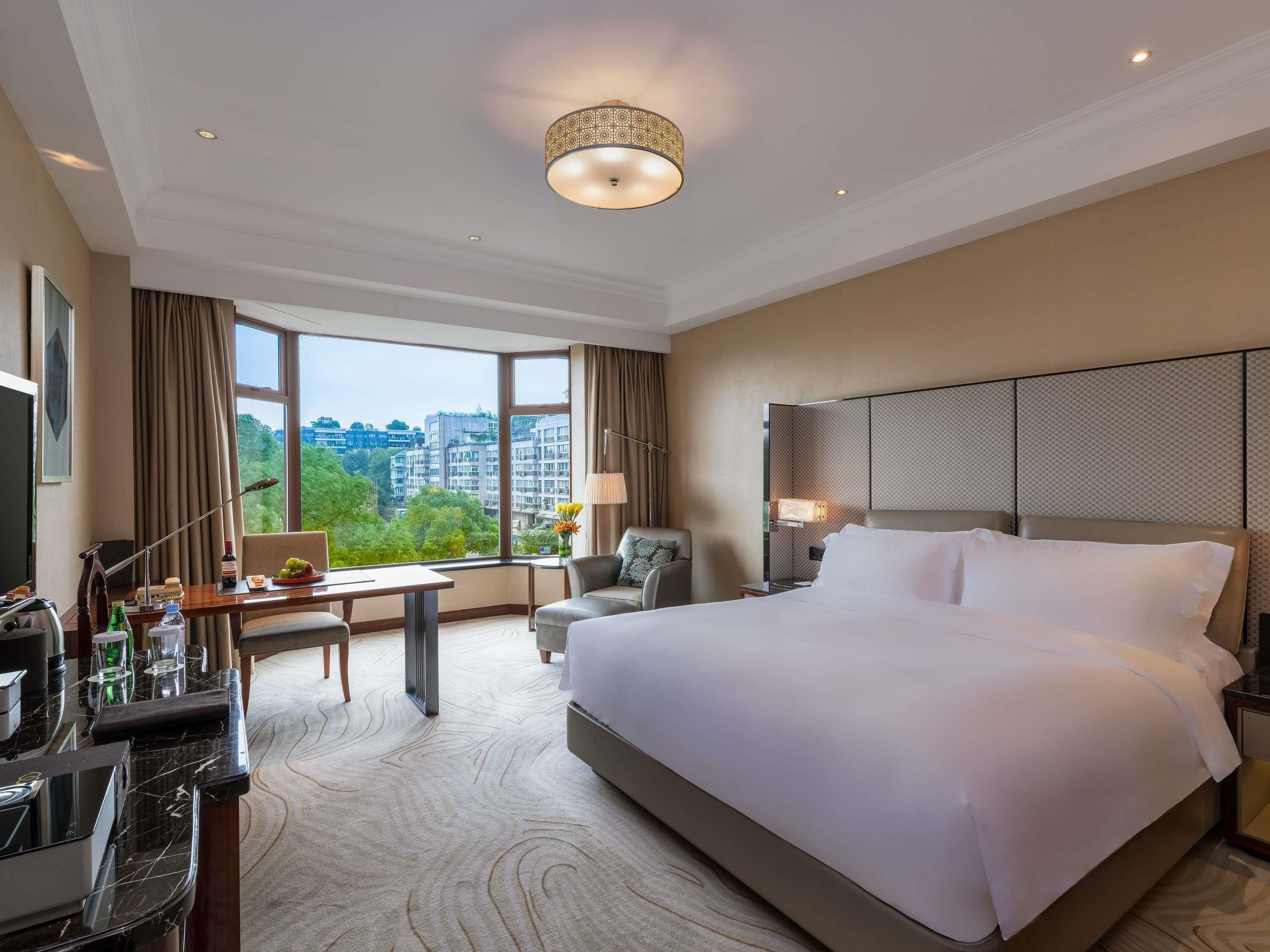 1 phòng ngủ, bộ đồ giường cao cấp, chăn bông, minibar 