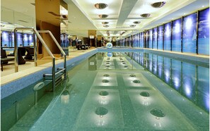 Indoor pool, open 11:30 AM to 8:00 PM, lifeguards on site - Sofitel Hangzhou Westlake (Hangzhou)