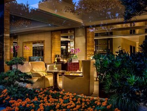 Pub - Sofitel Hangzhou Westlake (Hangzhou)