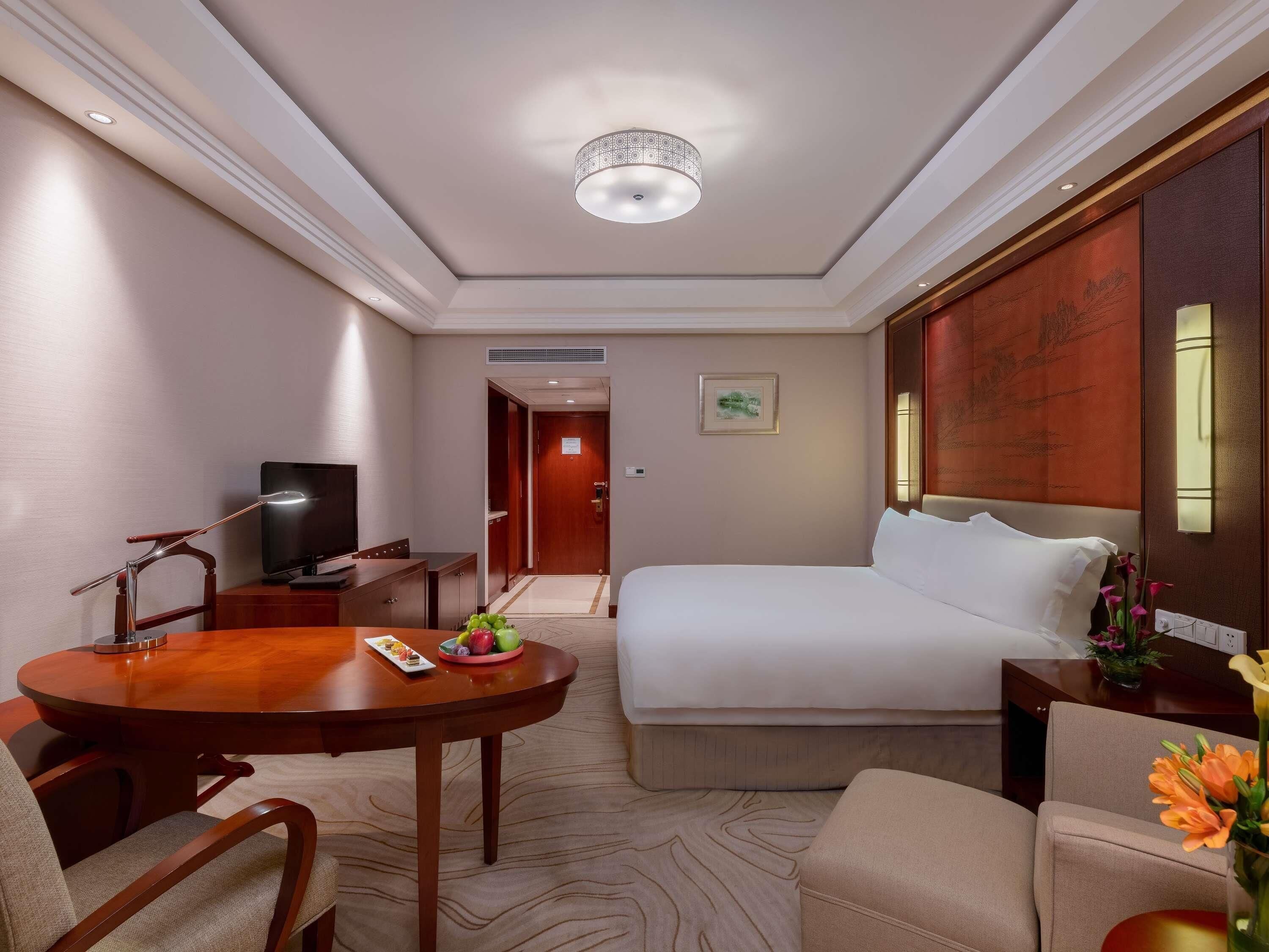 Phòng Superior, 1 giường cỡ king | 1 phòng ngủ, bộ đồ giường cao cấp, chăn bông, minibar 