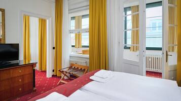 Family Room (3 - 4 people) | In-room safe, blackout drapes, iron/ironing board, free WiFi